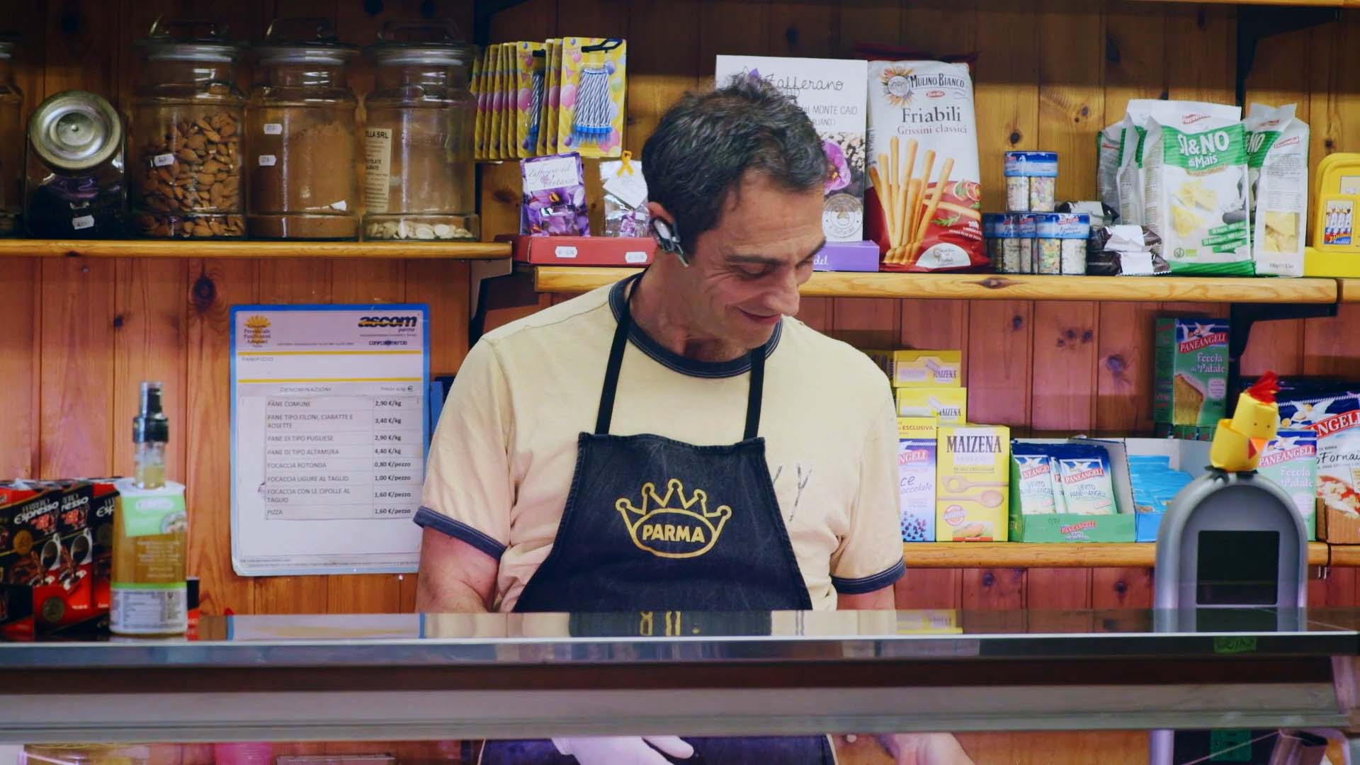 Pasquale Esposito in 'Ms. Rossi: The Water Bottle'